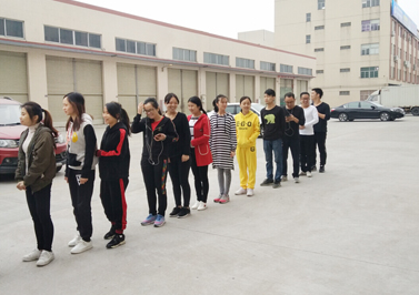 圣元電器伙伴們開始晨跑咯！