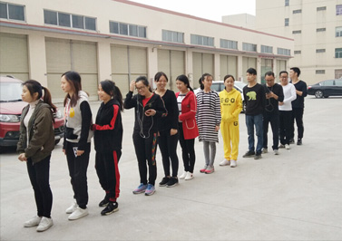 圣元電器的伙伴們新年新路線晨跑咯！