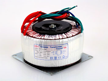 圣元教您環(huán)形隔離變壓器的選購(gòu)常識(shí)