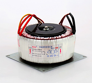 單相隔離變壓器與三相隔離變壓器之間有什么差異？